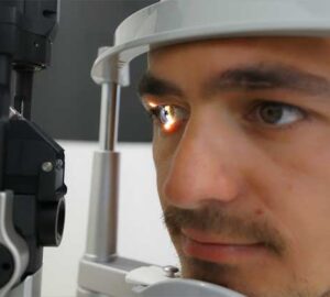 perawatan terbaik di vio optical clinic